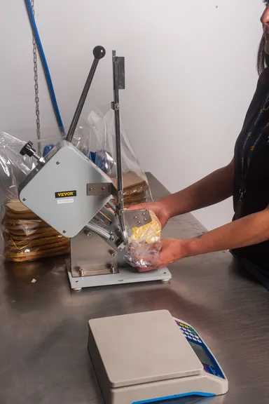 Fase di produzione artigianale 11